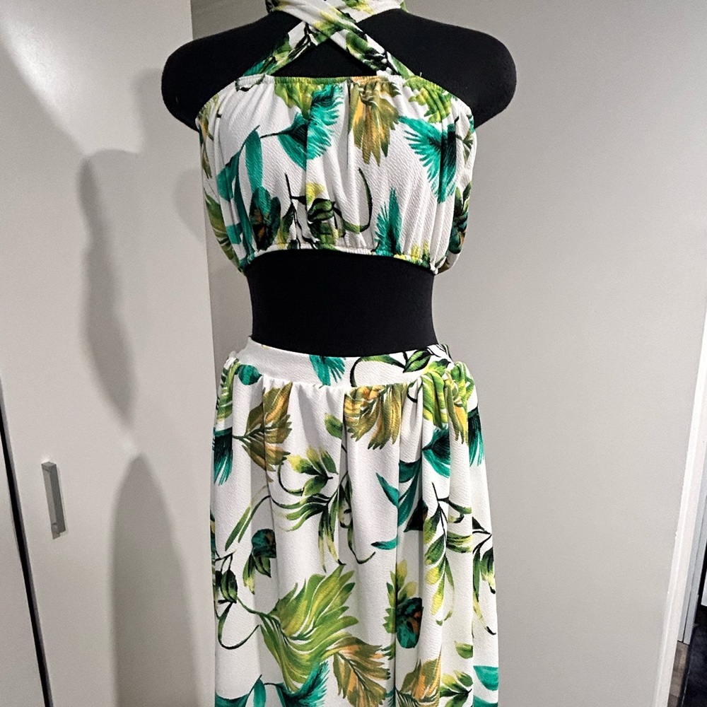 Two piece Tiki set